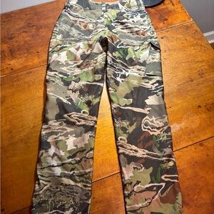 Under Armour Camouflage Pants size 12 youth